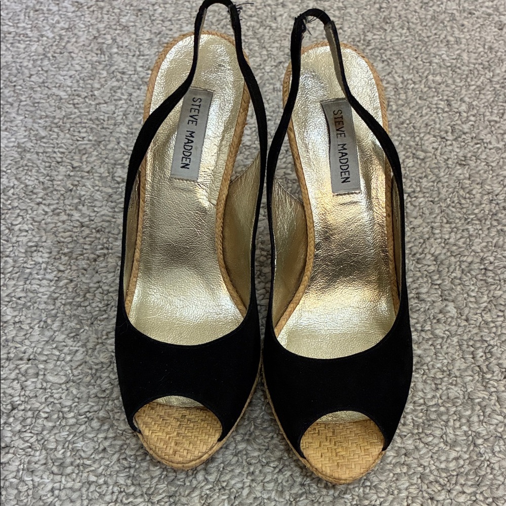 Steve Madden Black and Gold Wedge Sandals
